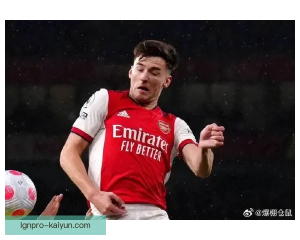 阿森纳后卫蒂尔尼转会维拉,迎来个人职业生涯新篇章,状态备受期待。 阿森纳后卫蒂尔尼转会维拉,迎来个人职业生涯新篇章,状态备受期待。