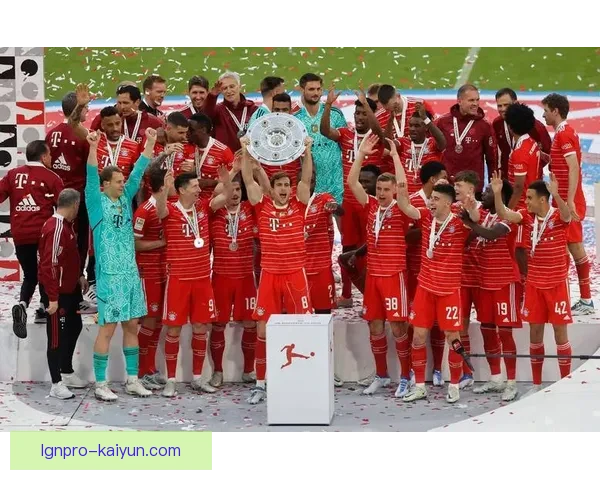 摩纳哥战术调整后表现稳健，球队竞争力增强成为联赛焦点